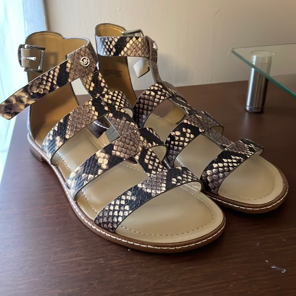 Michael Kors Sandals - Picture 1 of 3